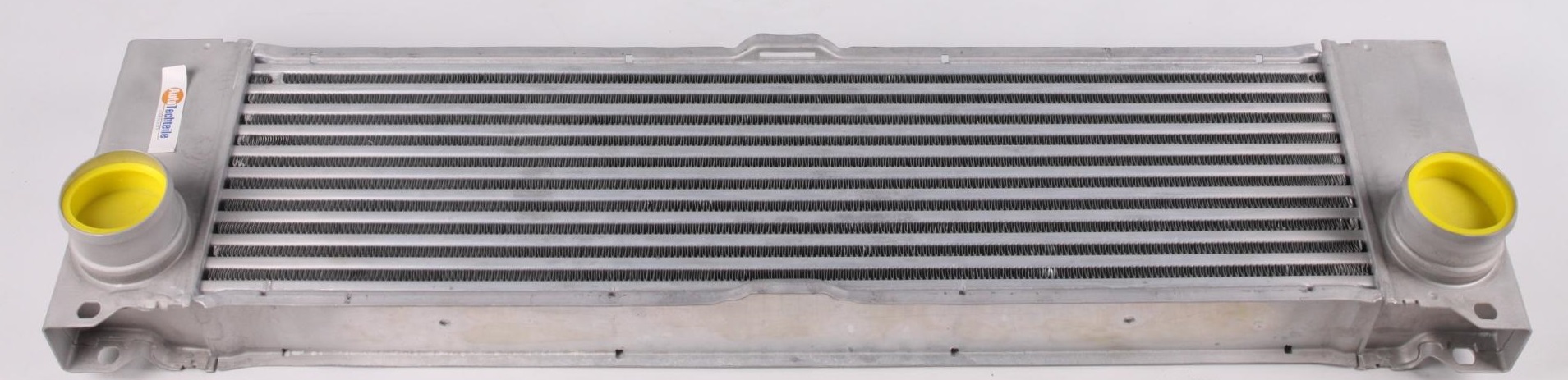 Радиатор интеркуллера Радиатор интеркулера Mercedes Vito CDI 03- (5041) AUTOTECHTEILE арт. 1005041