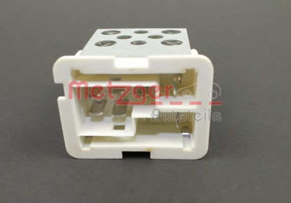 Вентилятор и комплектующие Резистор вентилятора пічки, постійний METZGER арт. 0917048